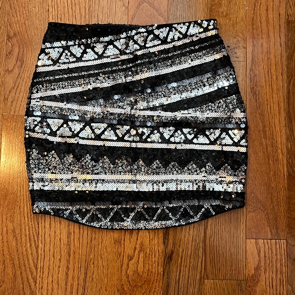 Express XS mini skirt - sequins